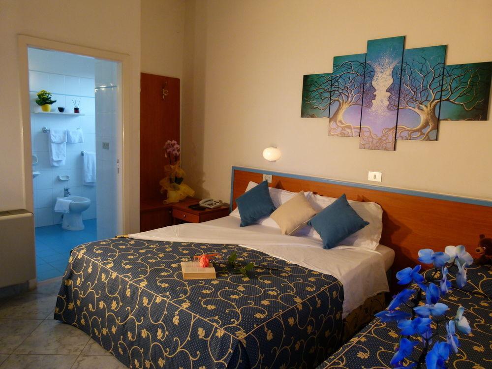 Hotel Paradise ファーノ エクステリア 写真